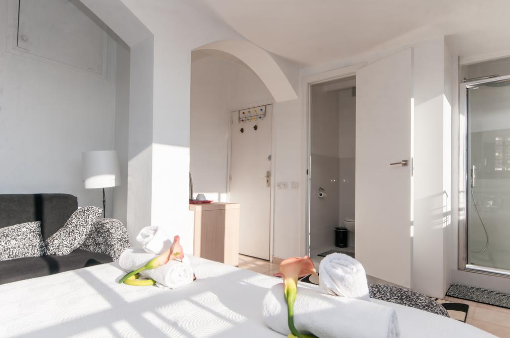 The Sky Dome Apartment Барселона Стая снимка