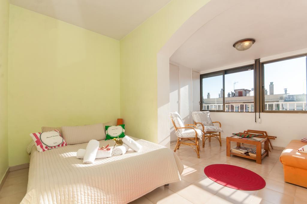 The Sky Dome Apartment Барселона Стая снимка